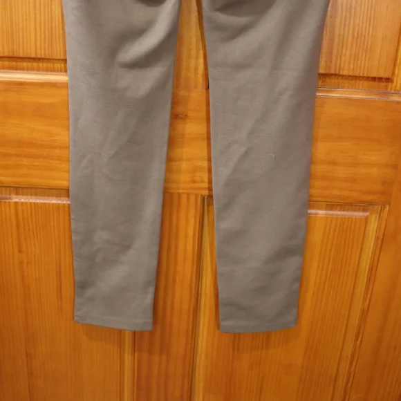 One 5 One Taupe Leggings - Picture 4 of 9